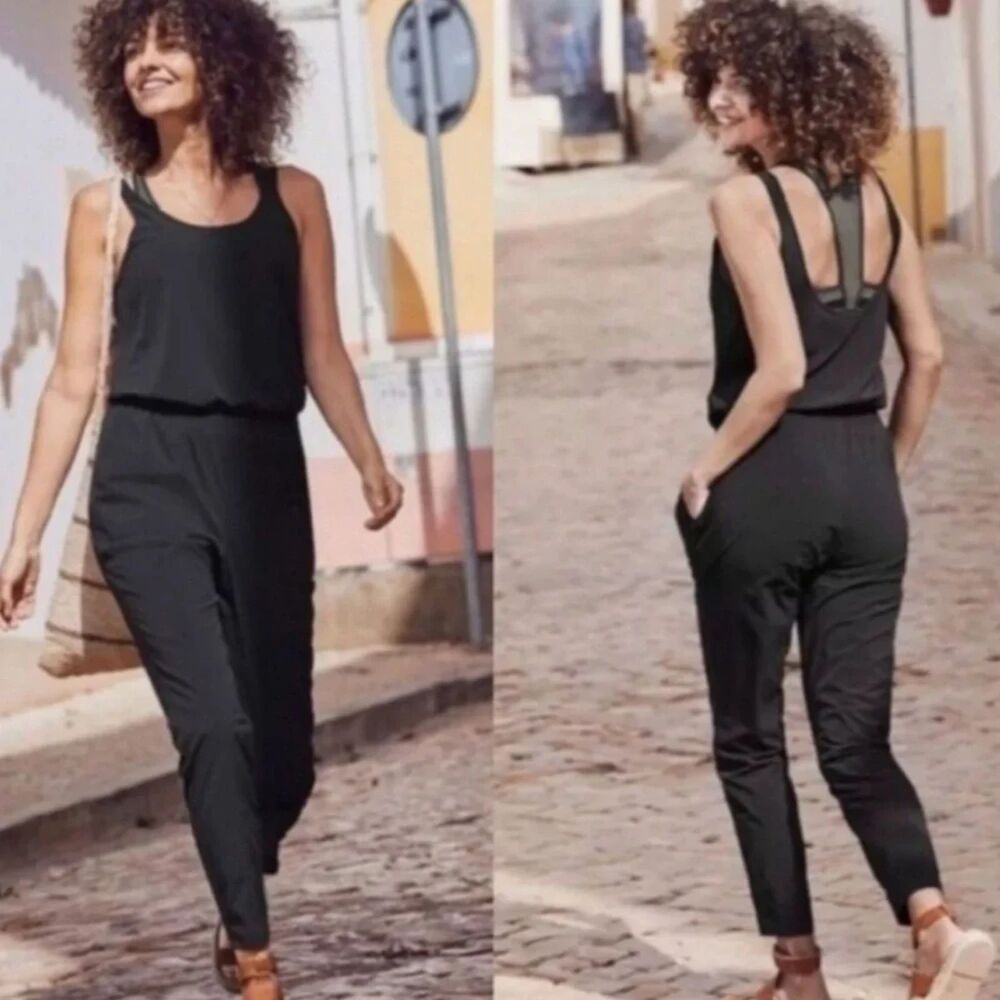 Athleta Roaming Romper Jumpsuit in Black, Size 8 (D3)